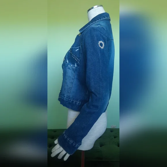 Unique denim 💙 - Picture 8 of 15